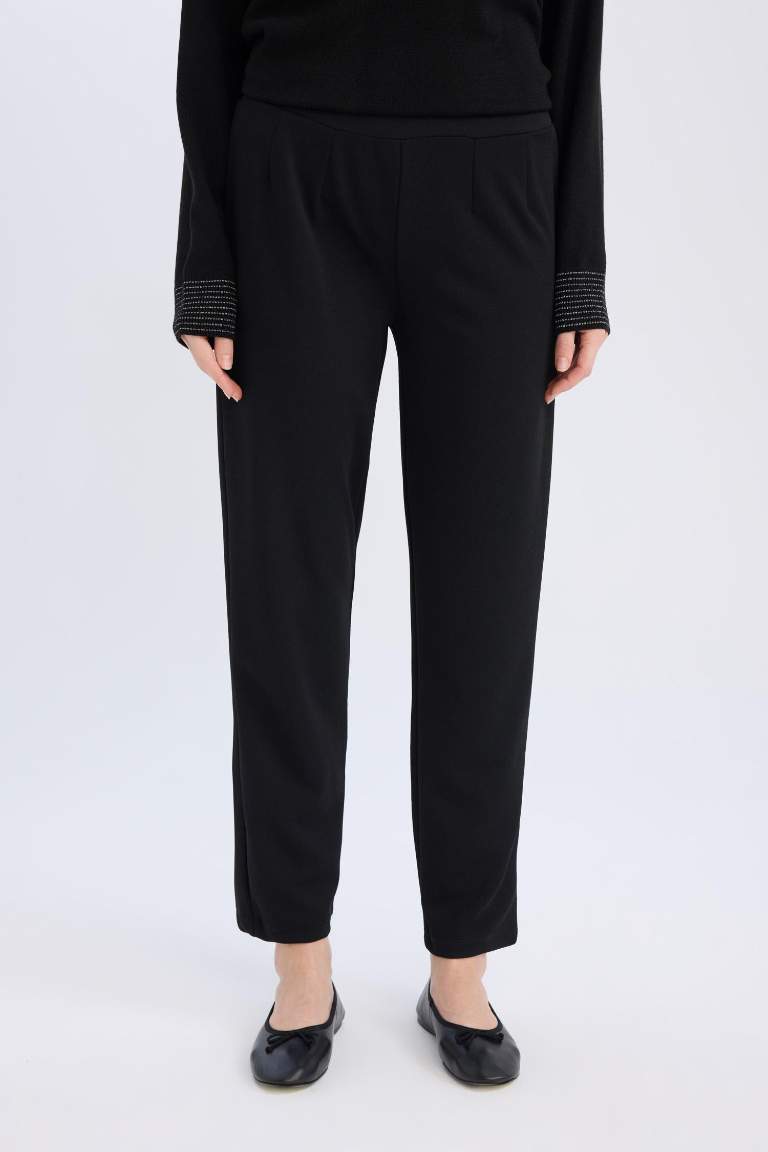 Pantolon Straight Fit Lastikli Bel Piliseli Basic Düz