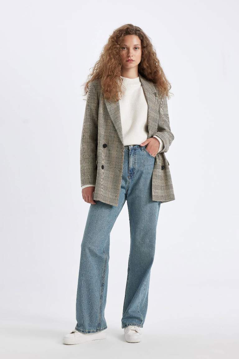 Oversize Geniş Kalıp Kruvaze Yaka Düğmeli Ekoseli Blazer Ceket