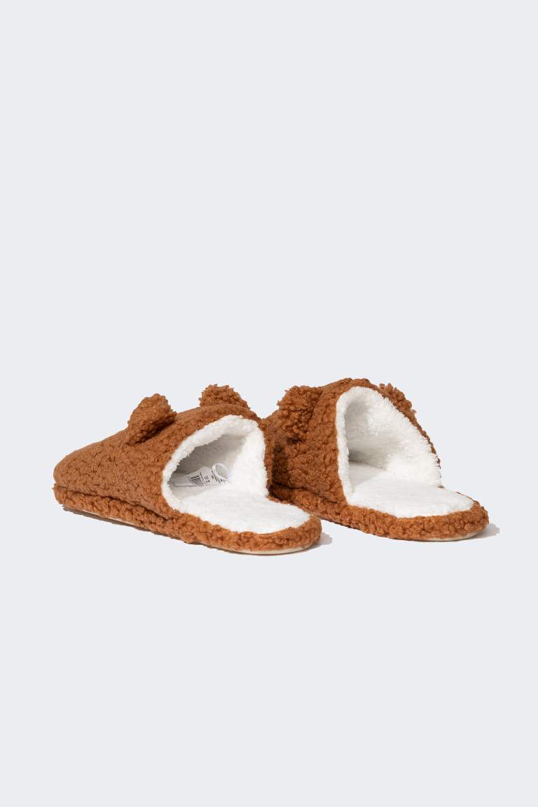 Woman Flat Sole Home Slipper