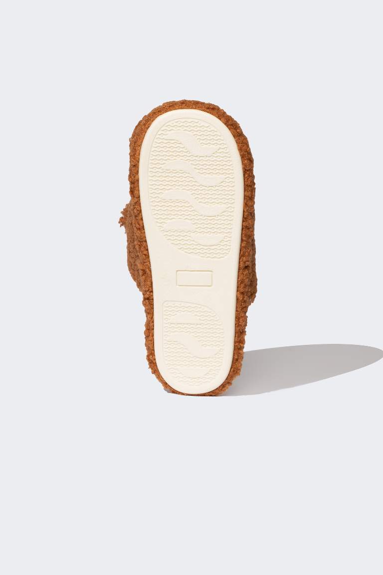 Woman Flat Sole Home Slipper