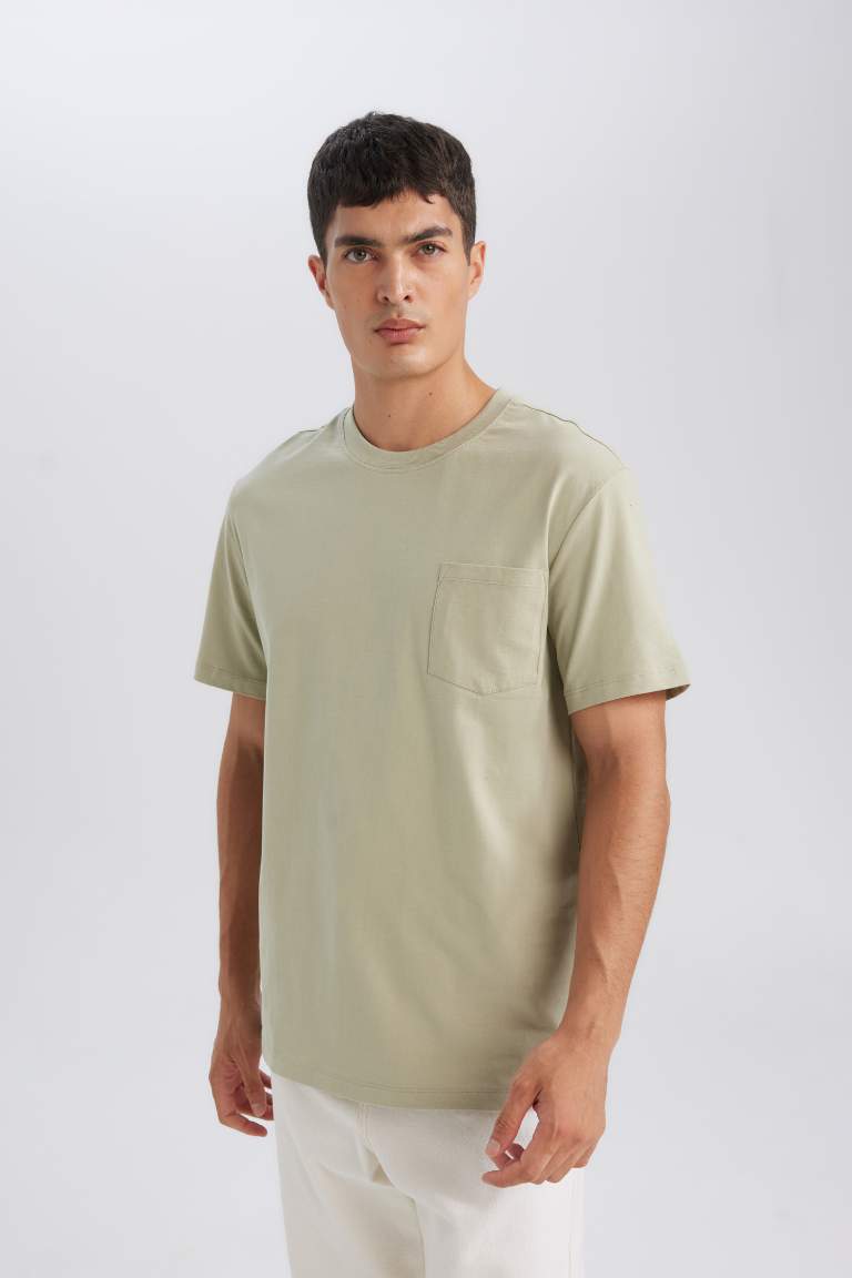 Regular Fit Crew Neck Pocket Detailed Basic T-shirt