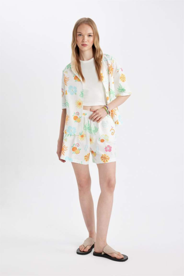 Short en coton évasé à taille régulière et à motifs