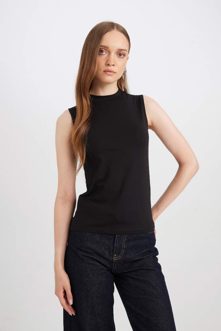 Black Crew Neck Sleeveless Basic T-Shirt Tunic