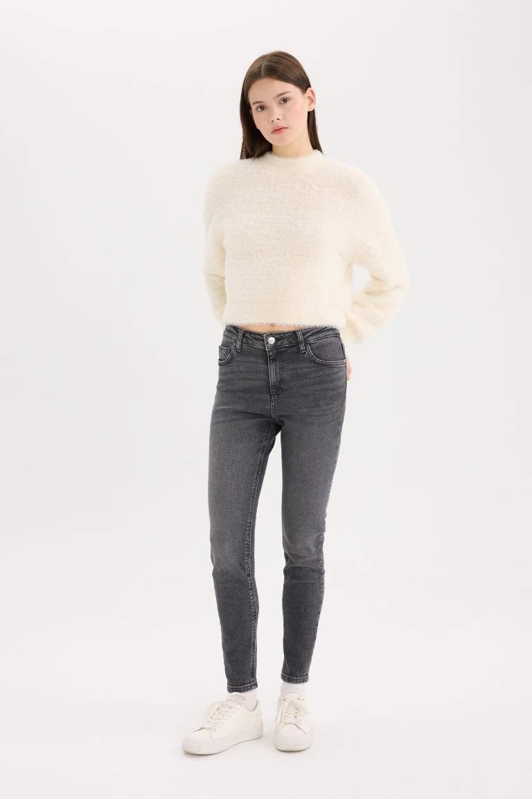 Skinny Fit Yüksek Bel Düz Paça Uzun Jean Görünümlü Yıkamalı Pantolon