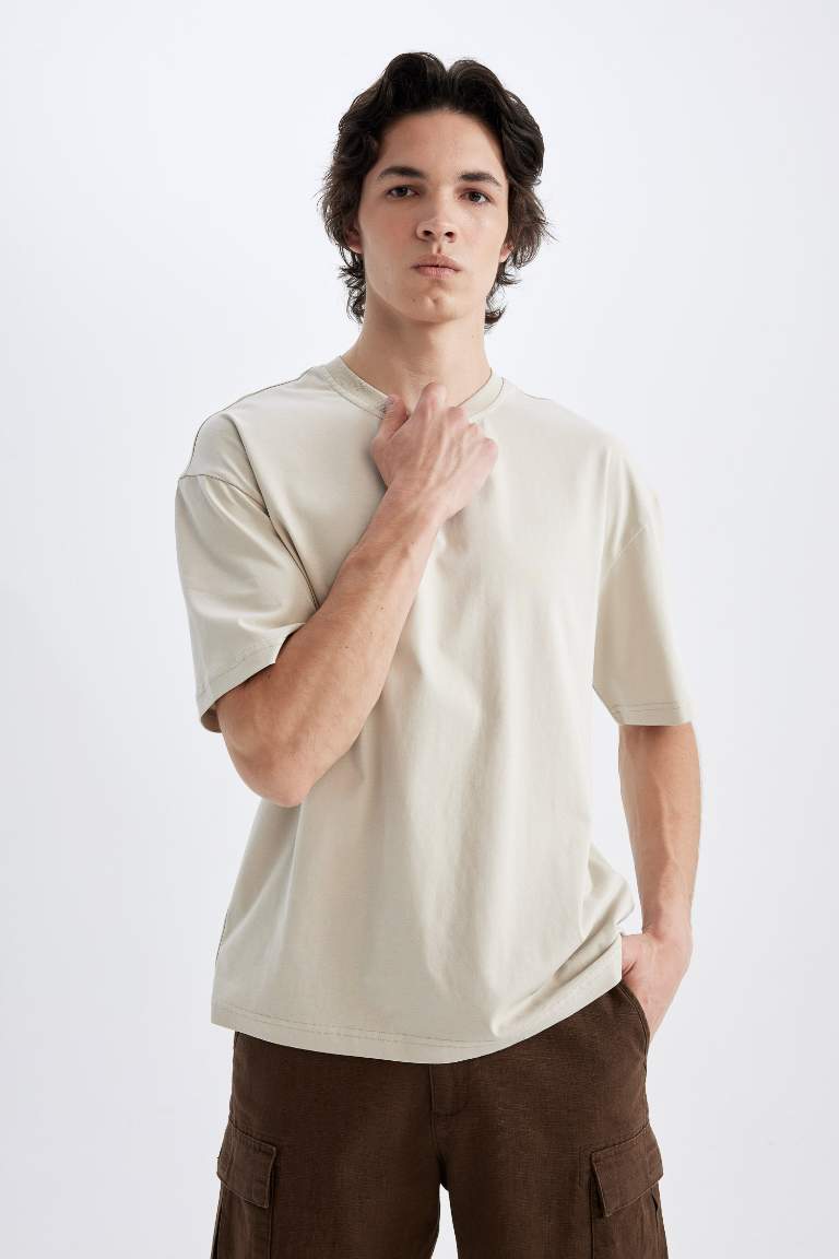 Boxy Fit Crew Neck Short Sleeve Basic T-Shirt