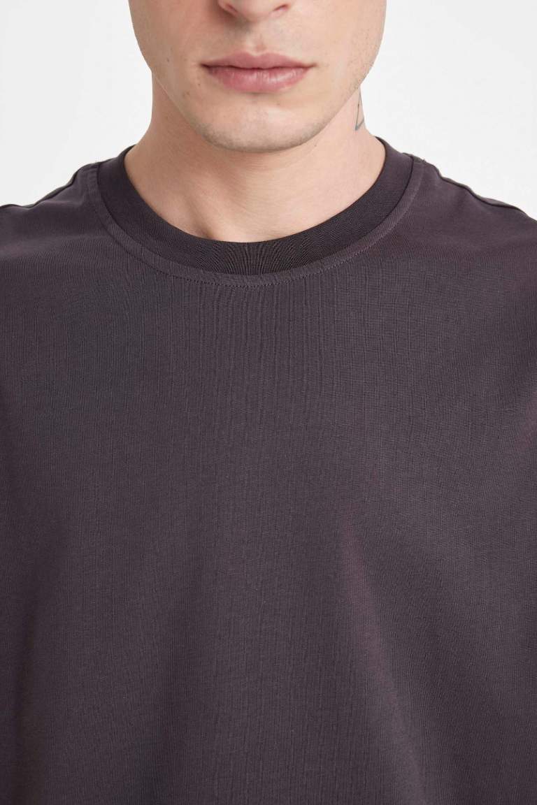 Boxy Fit Crew Neck Short Sleeve Basic T-Shirt