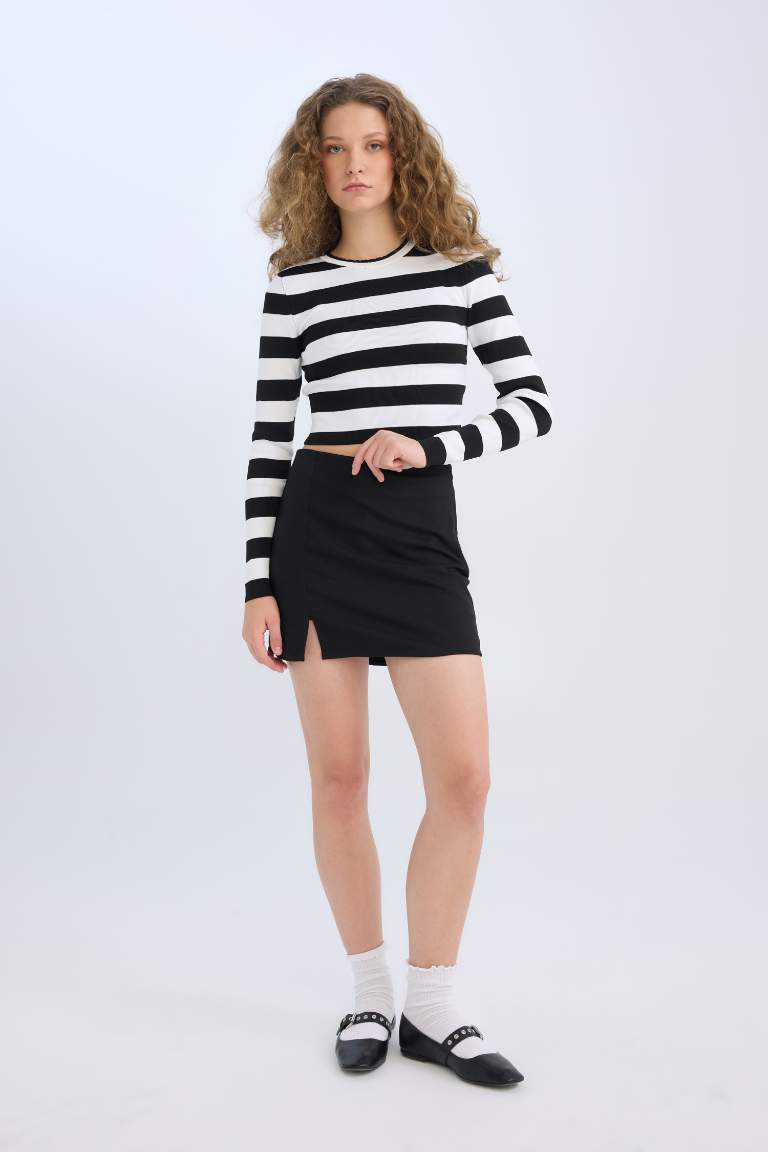 Normal Waist Mini Skirt