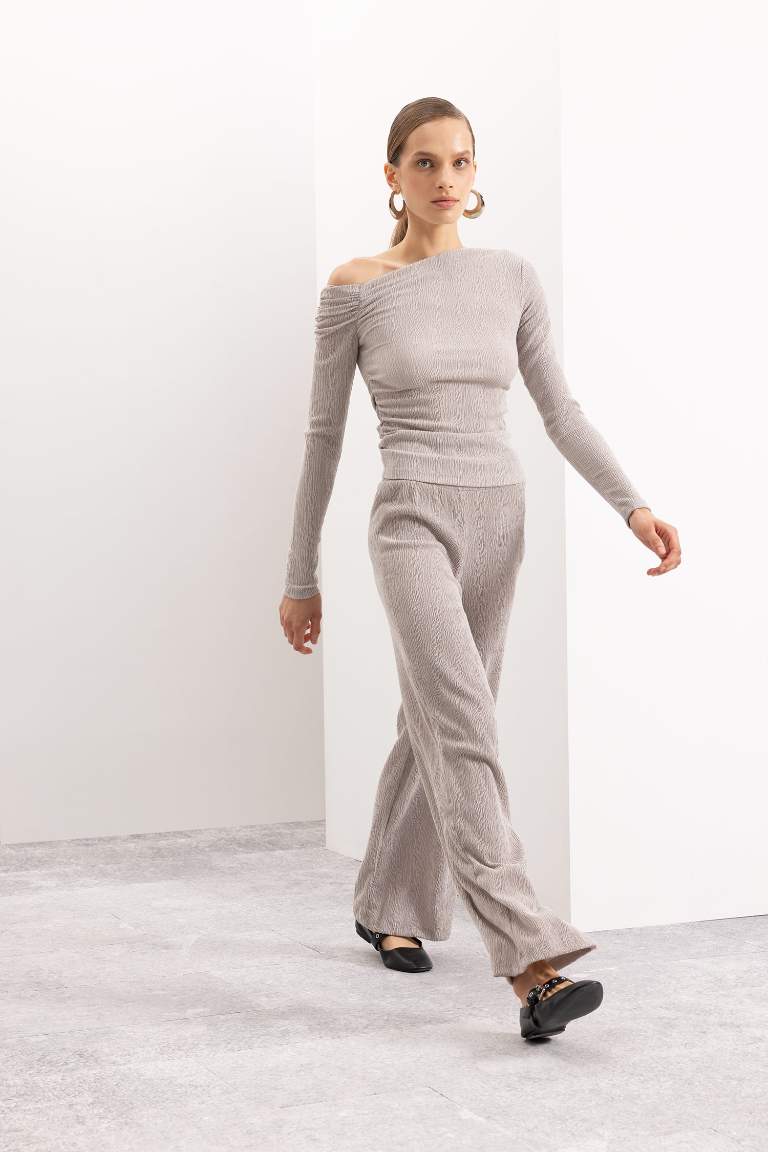 Wide Leg Crepe Trousers