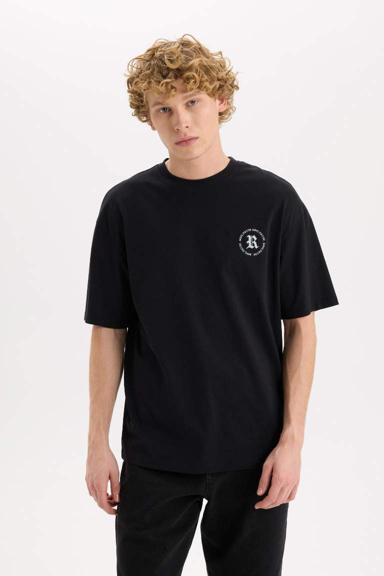 Boxy Fit Crew Neck Printed T-Shirt