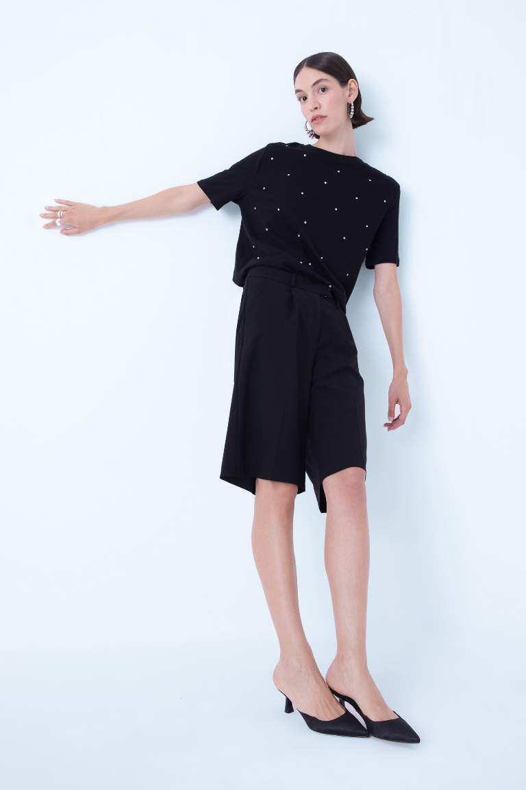 Regular Fit Crew Neck Stone Detailed Casual T-Shirt