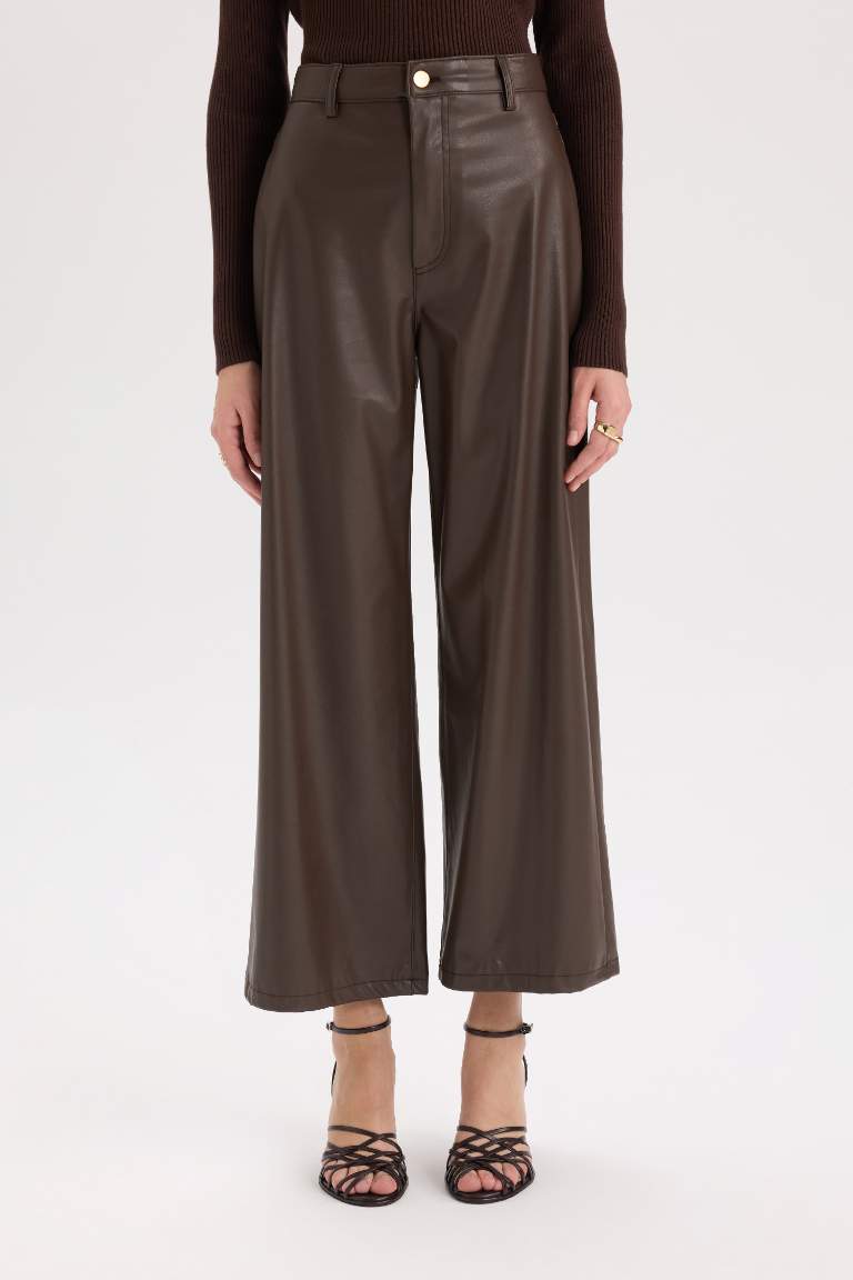 Culotte Fit Crop Fit Faux Leather Trousers