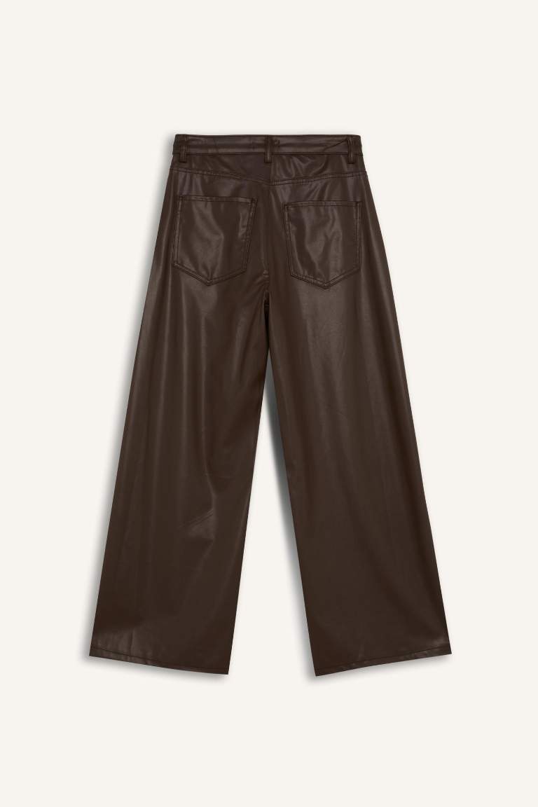 Culotte Fit Crop Fit Faux Leather Trousers