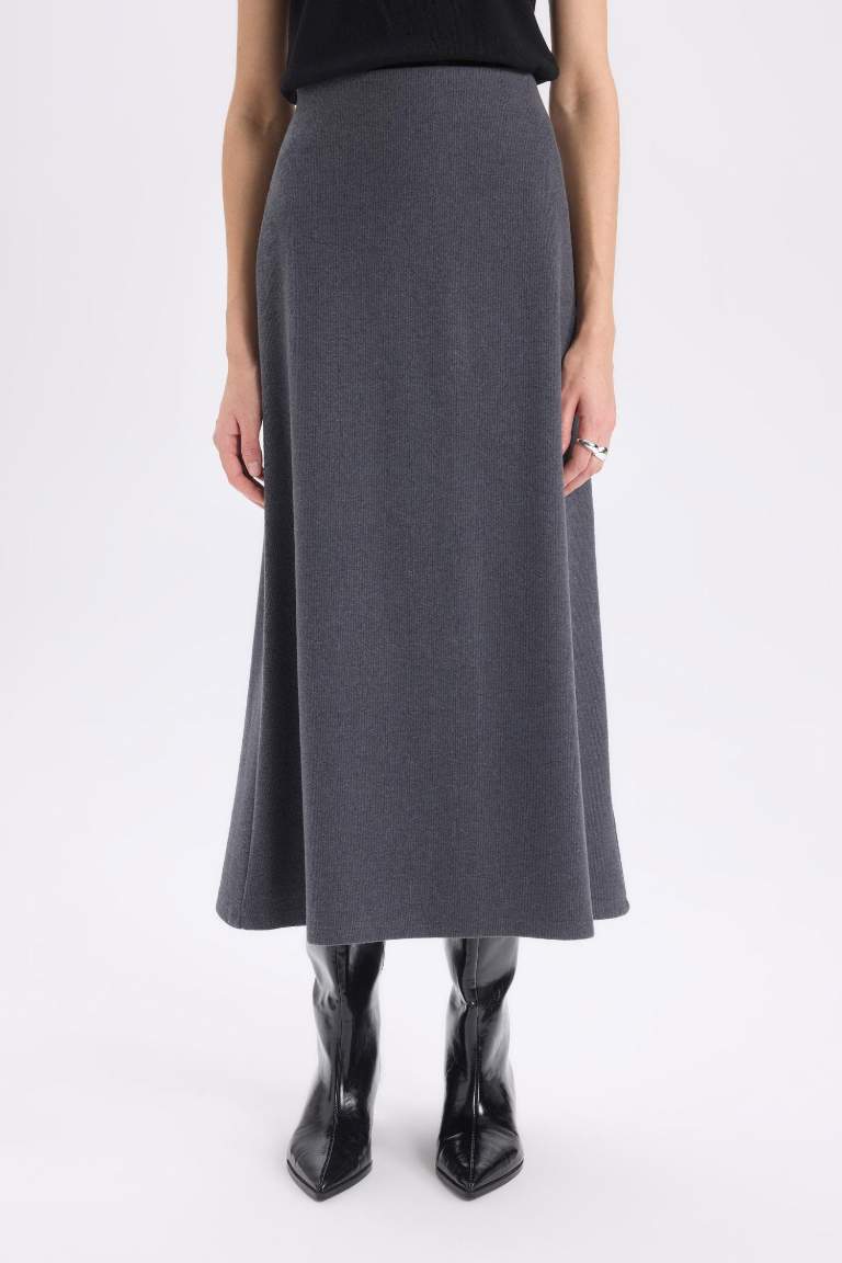 A Kesim Esnek Belli Basic Düz Normal Bel Maxi Etek