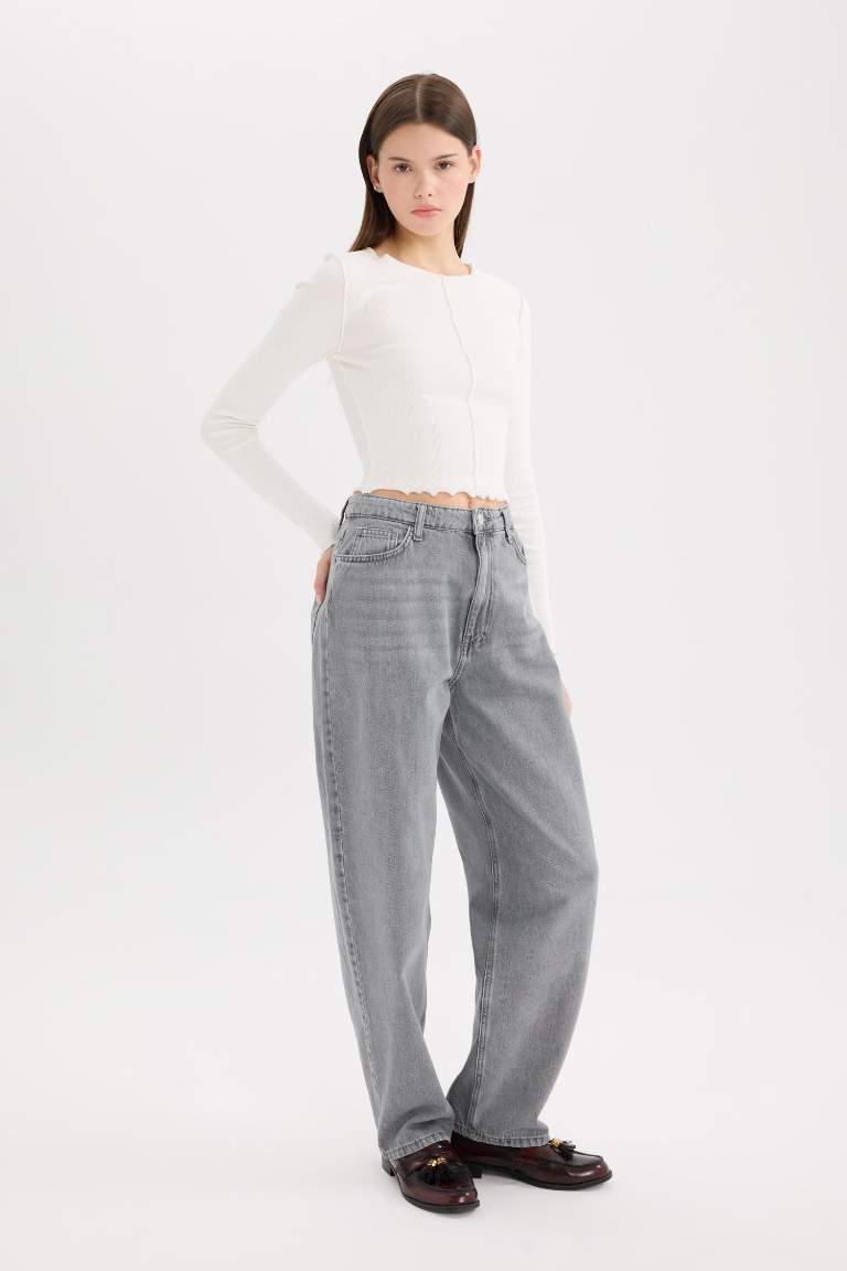 Baggy Fit Yüksek Bel Düz Paça Uzun Jean Yıkamalı Pantolon