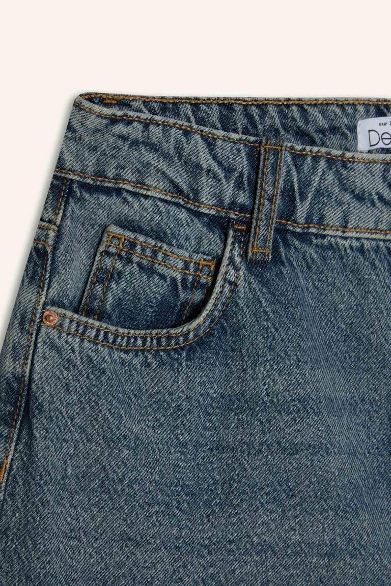 Straight Fit High Waist Washed Jeans