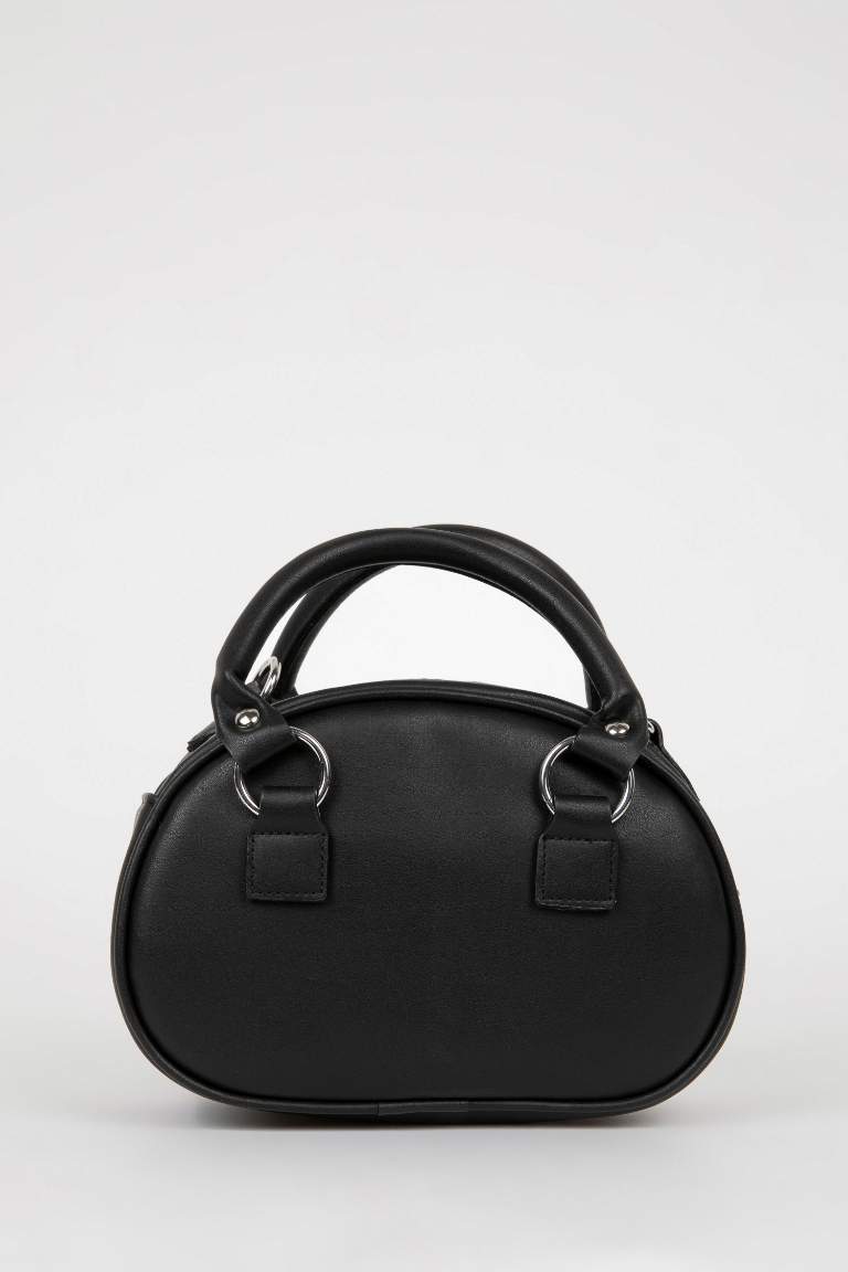 Woman Faux Leather Shoulder Bag