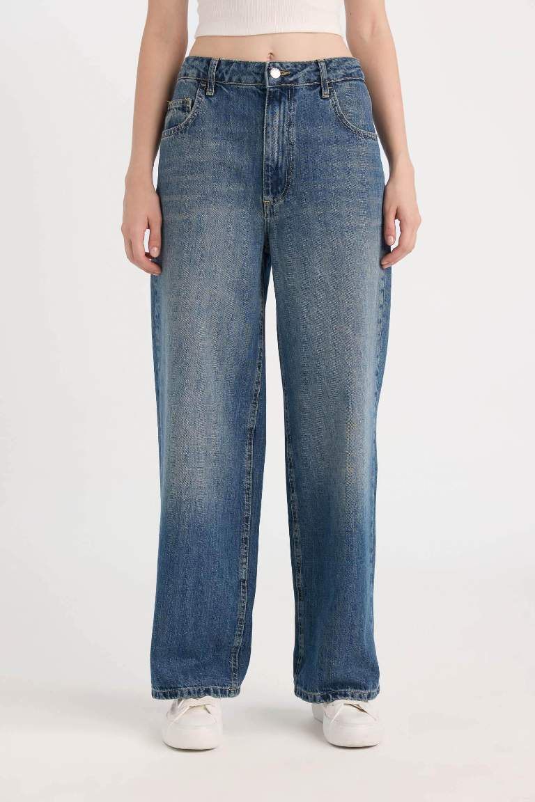 Baggy Fit Yüksek Bel Katlamalı Paça Bilek Boy Yıkamalı Jean Pantolon