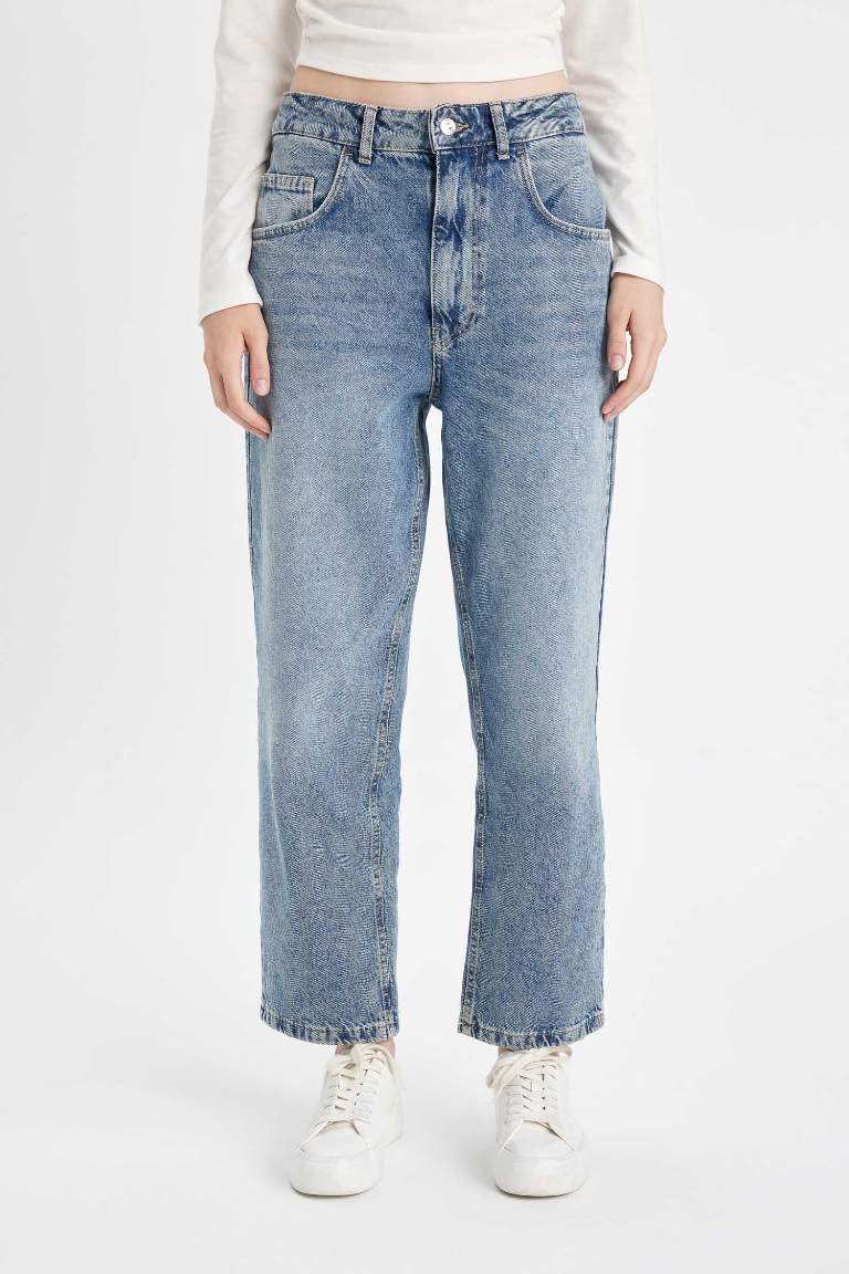 Baggy Fit Yüksek Bel Katlamalı Paça Bilek Boy Jean Yıkamalı Pantolon