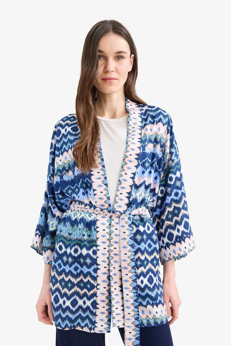 Kimono à motif avec ceinture Coupe décontractée