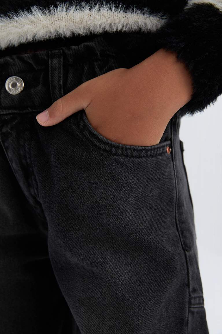 Pantalon Jean à jambes larges et coupe barrel pour Fille