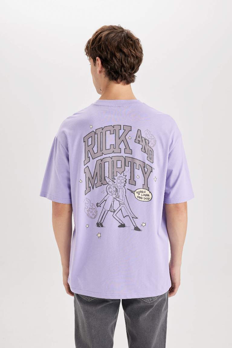 T-shirt imprimé Rick and Morty à col rond et coupe boxy