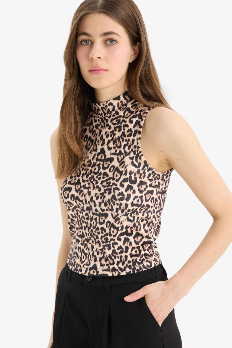 Slim Fit Leopard Patterned Half Turtleneck Tank Top