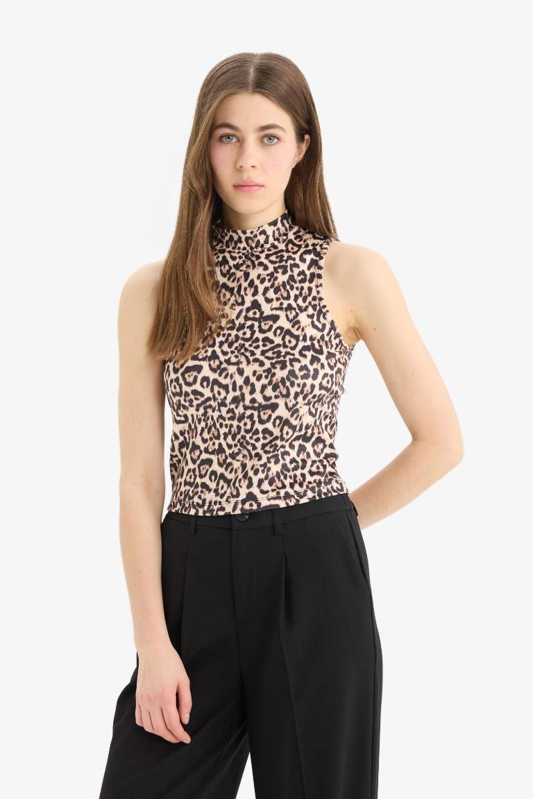 Slim Fit Leopard Patterned Half Turtleneck Tank Top