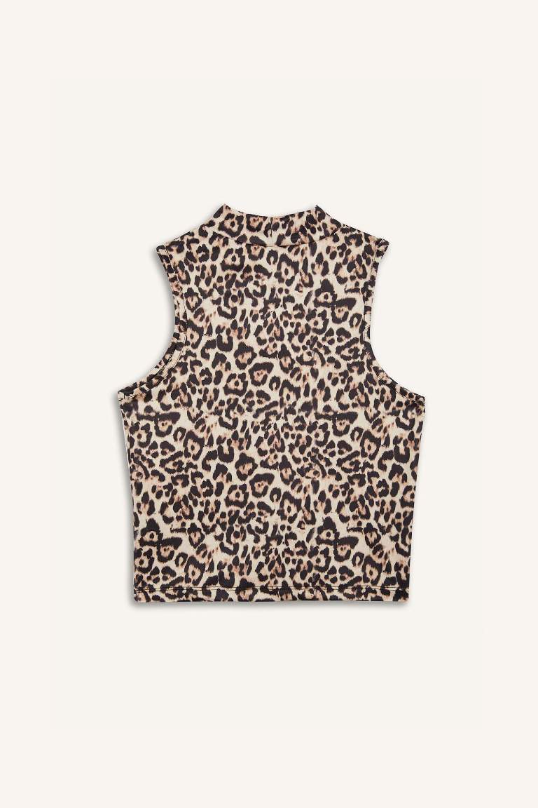 Slim Fit Leopard Patterned Half Turtleneck Tank Top