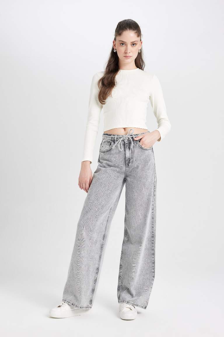 Pantalon Jean taille haute à Jambes larges délavé