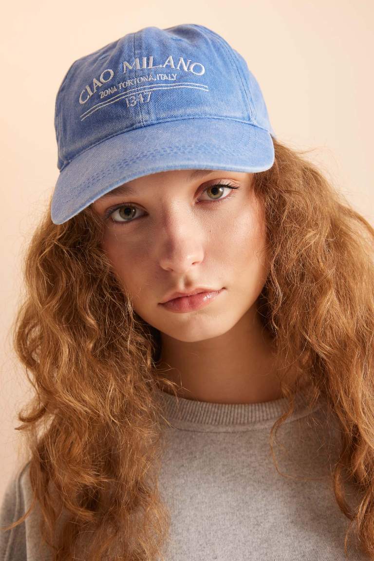 Casquette en jean pour femme