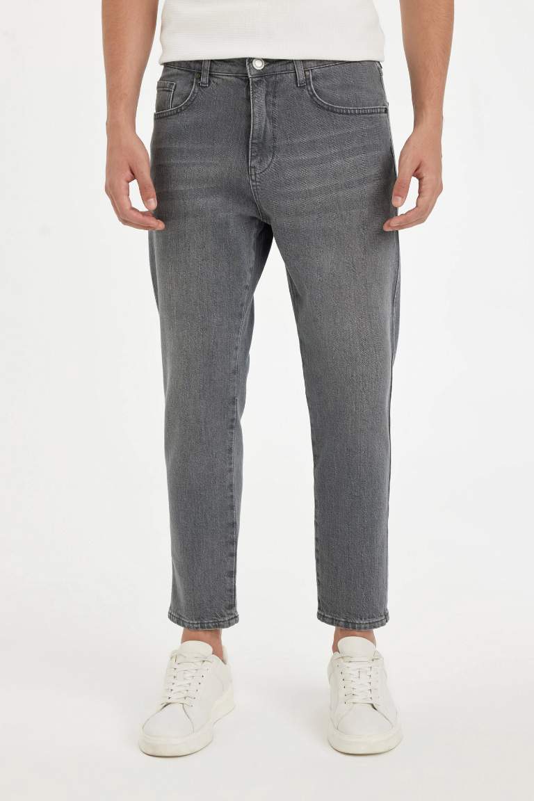 Slim Cropped Fit Regular Waist Jeans