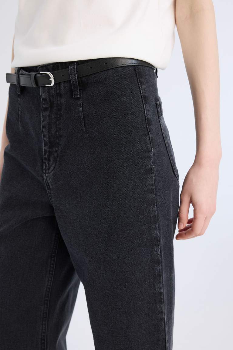 Pantalon Jean taille haute à longueur chevilles Coupe confortable