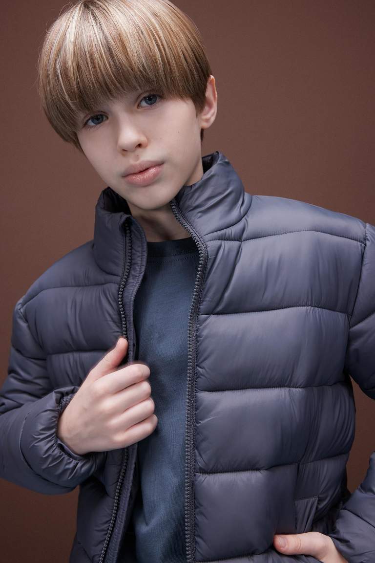 Boy Waterproof Zippered Pocket Puffer Jacket