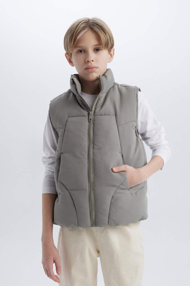 Boy Waterproof Zippered Puffer Vest