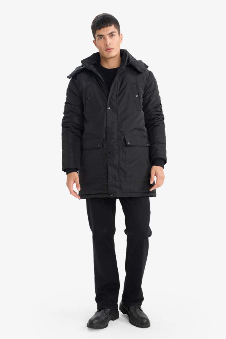 бас киімді Пальто