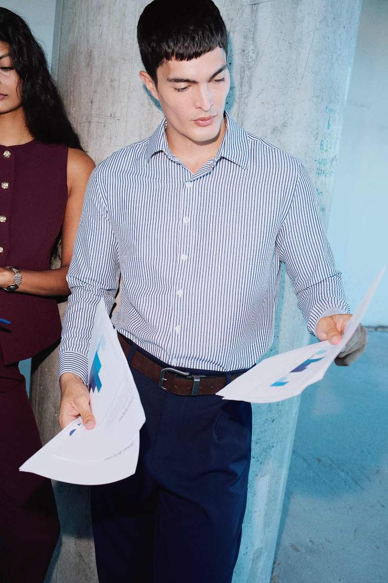 Modern Fit Polo Yaka Çizgili Krinkıl Uzun Kollu Gömlek