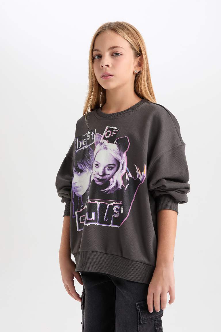 Girl Wednesday Oversize Fit Crew Neck Sweatshirt