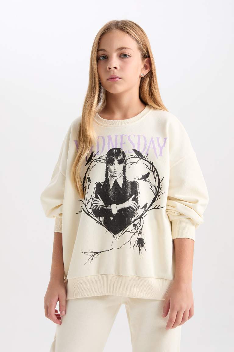 Girl Wednesday Oversize Fit Crew Neck Sweatshirt