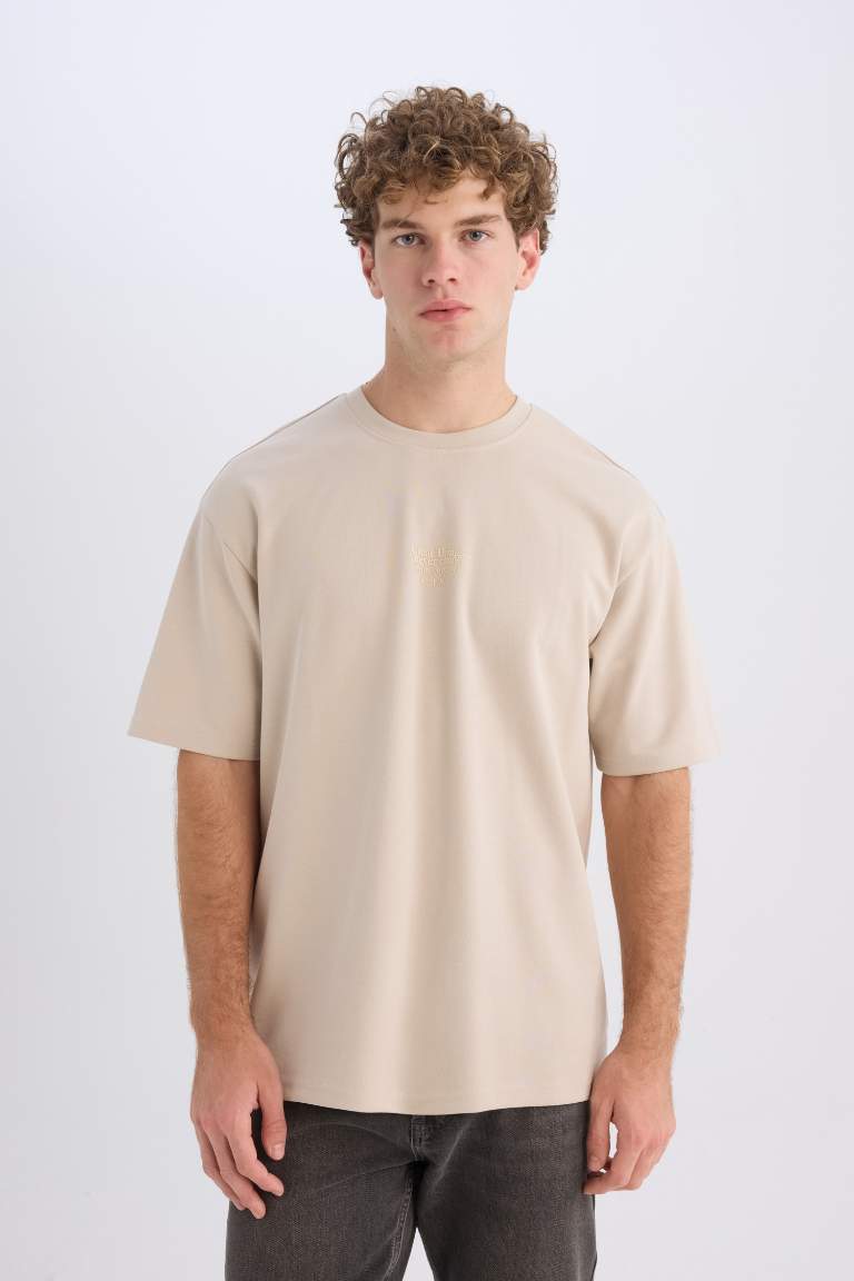 Boxy Fit Crew Neck Basic Short Sleeve T-Shirt