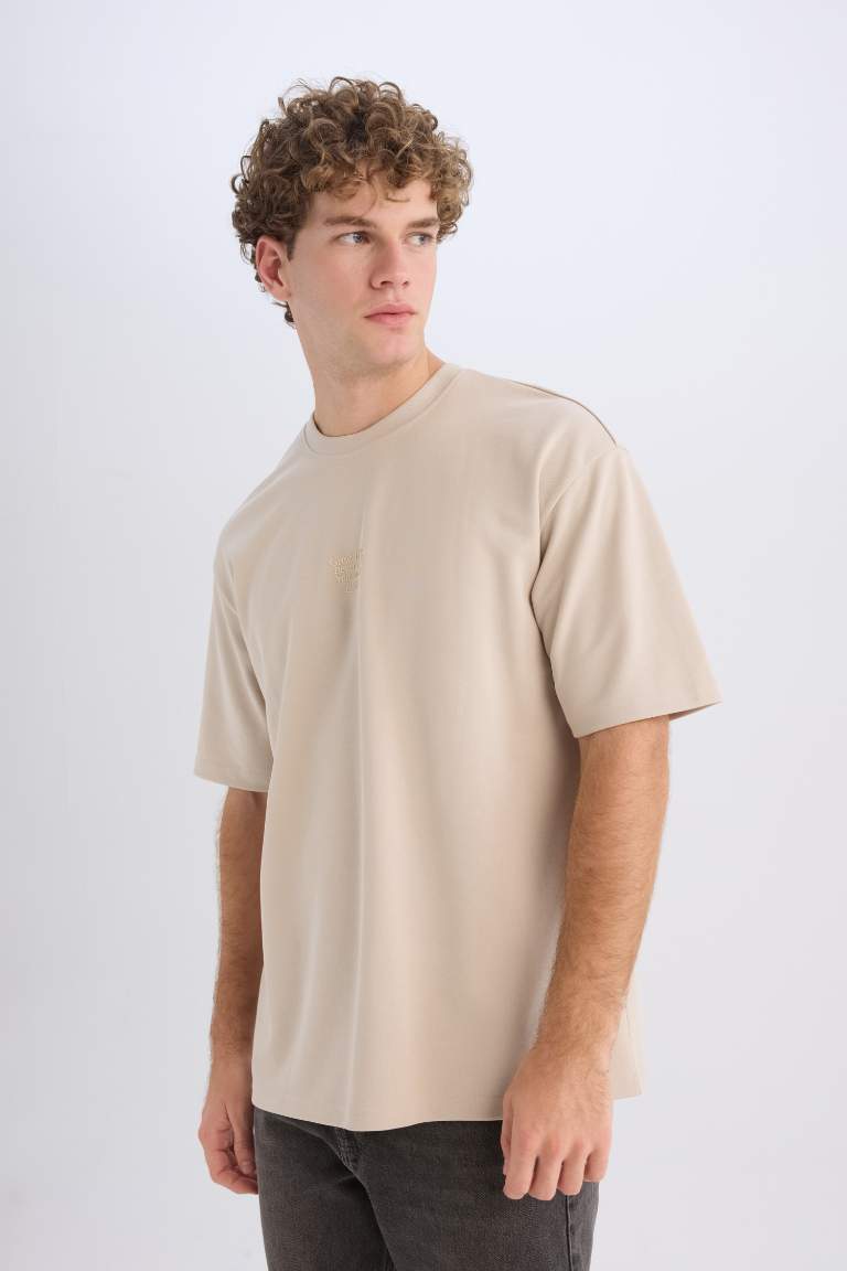 Boxy Fit Crew Neck Basic Short Sleeve T-Shirt