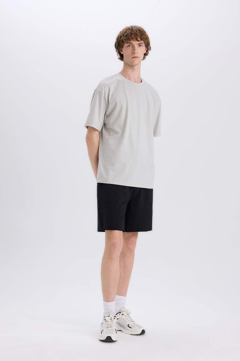Футболка Boxy Fit с круглым вырезом и коротким рукавом