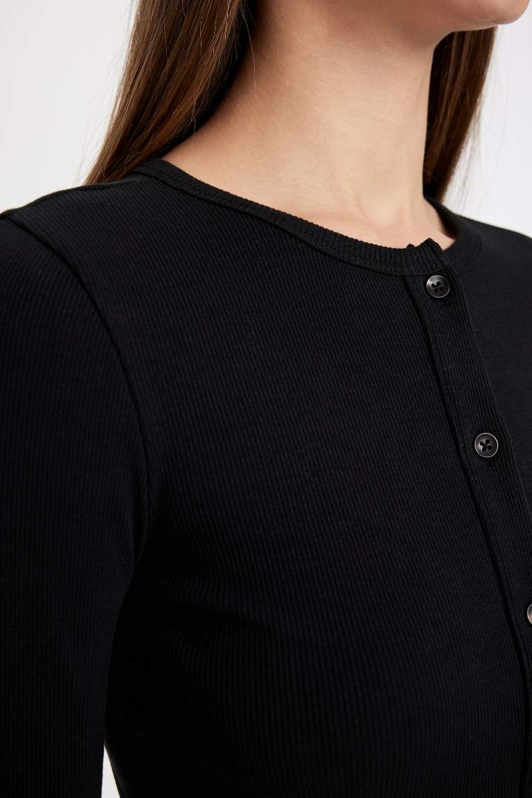 Cardigan Slim à col rond et à boutons pour Femme