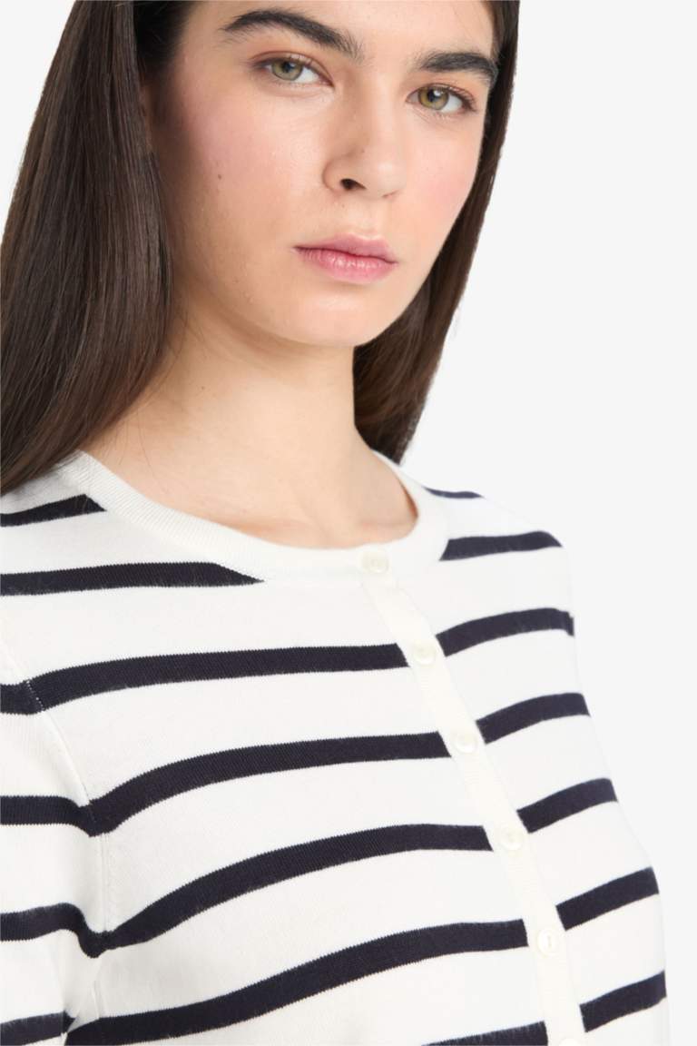 Regular Fit Crew Neck Striped Knit Cardigan