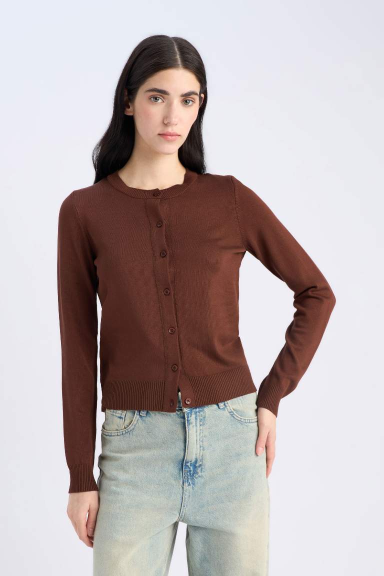 Cardigan en maille basique à col rond Coupe régulière