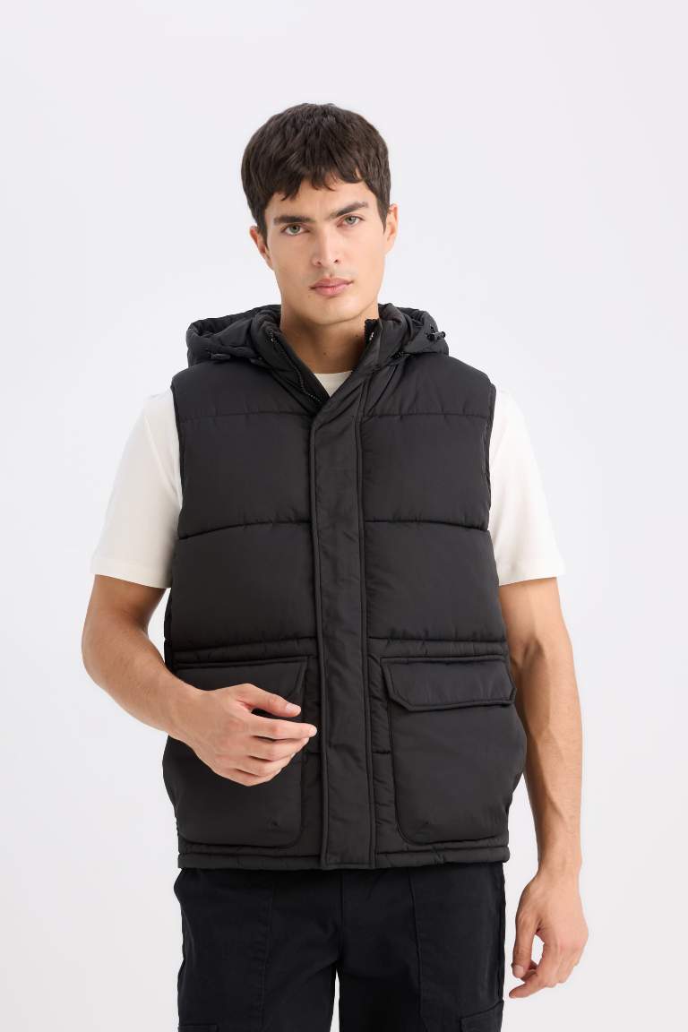 Regular Fit Hooded Zippered Pocket Puffer Vest