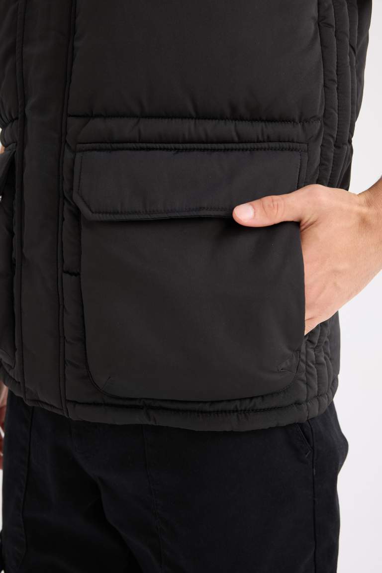 Regular Fit Hooded Zippered Pocket Puffer Vest