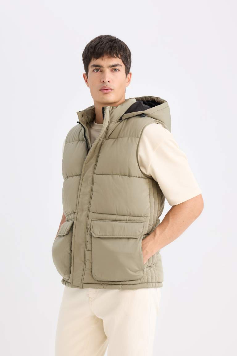 Regular Fit Hooded Zippered Pocket Puffer Vest