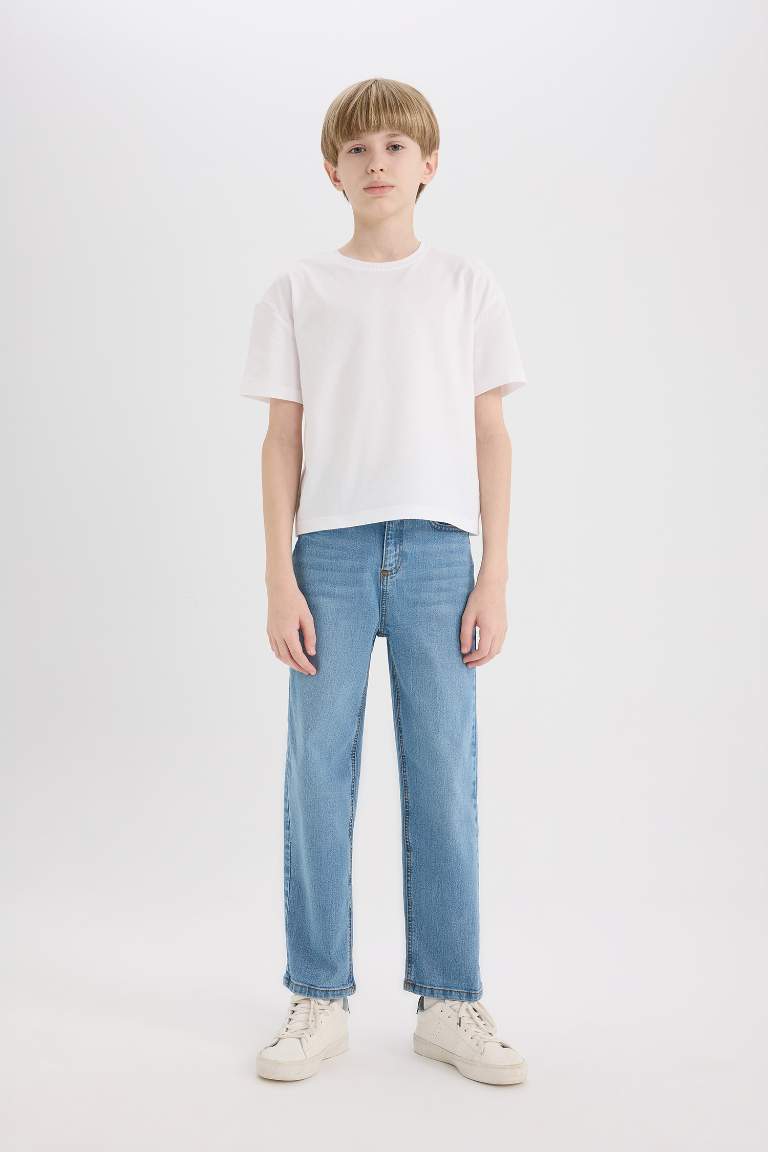 Boy Loose Fit Straight Leg Jeans