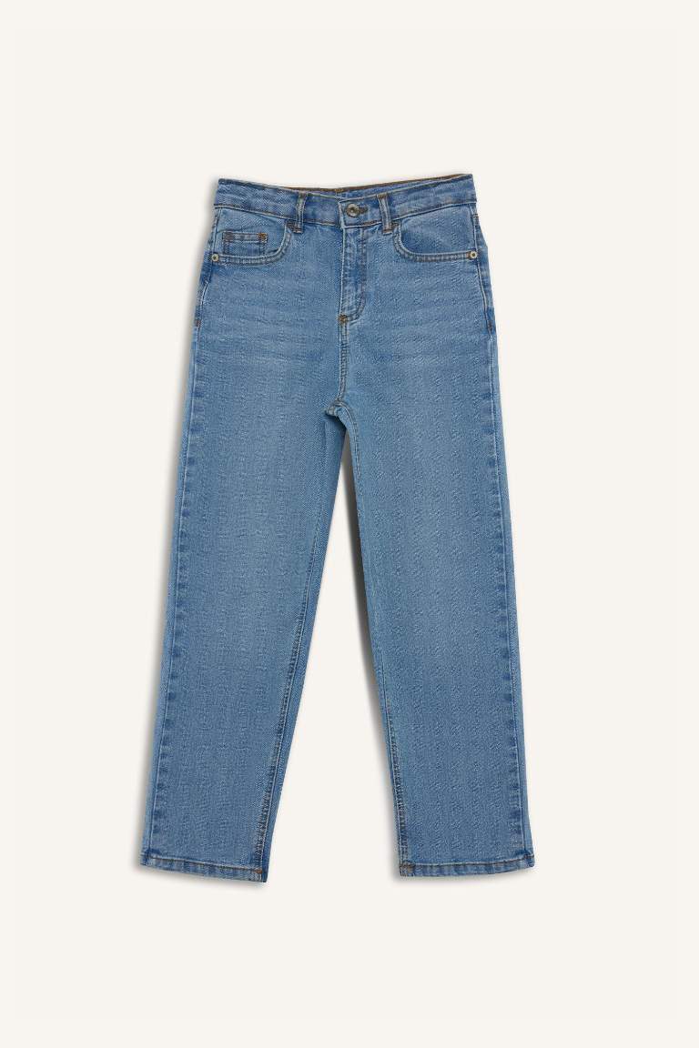 Boy Loose Fit Straight Leg Jeans