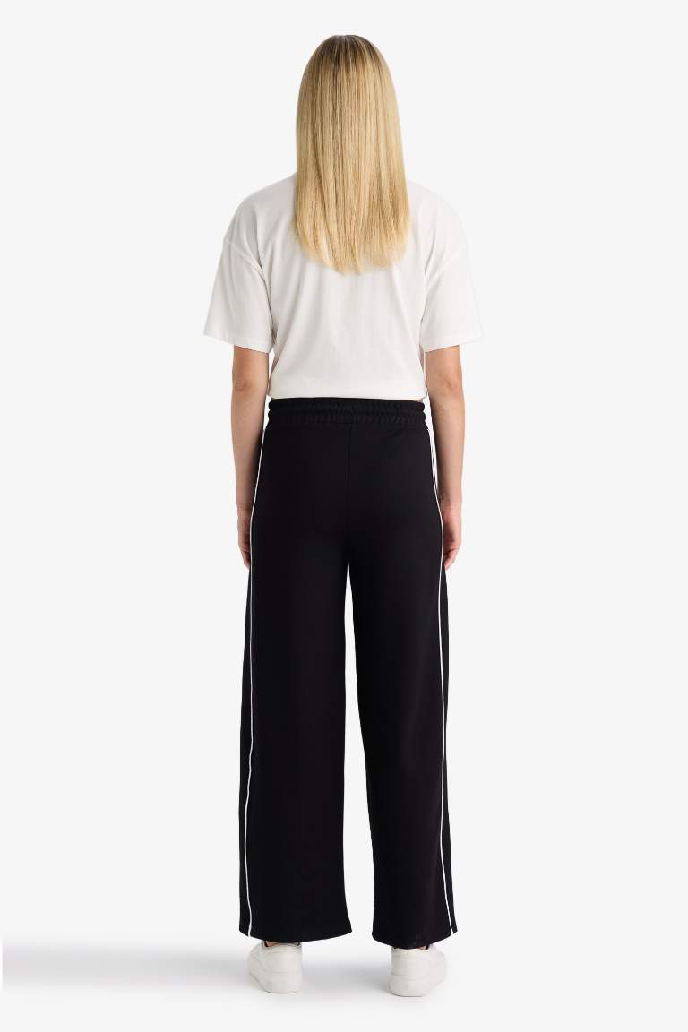 Straight Fit Cepli Düz Paça Eşofman Altı